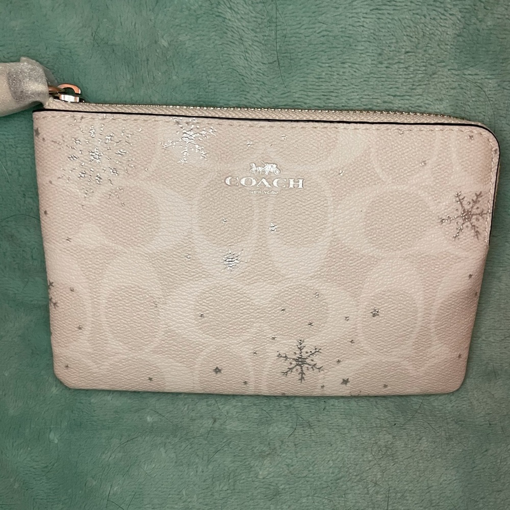 NWT Coach Wristlet